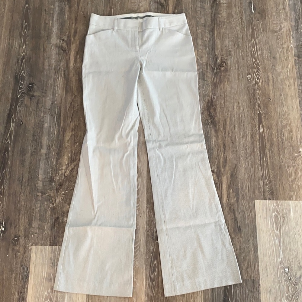 Women’s Express White with black stripe Editor Slacks size 0
